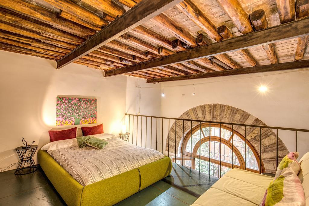Apartment Trastevere Hyperloft & Garden Rome